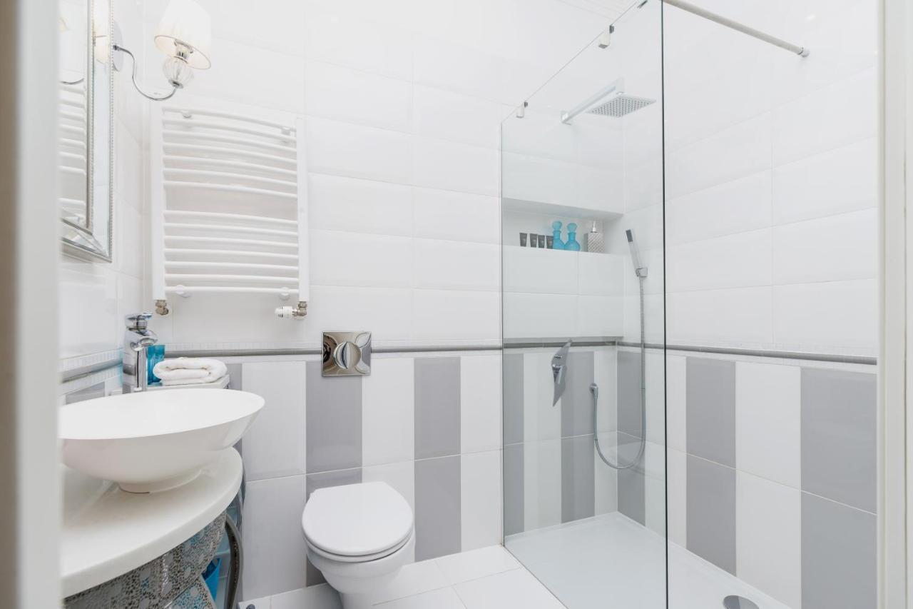 Modern Apartment Lubicz Krakow By Noclegi Renters Экстерьер фото